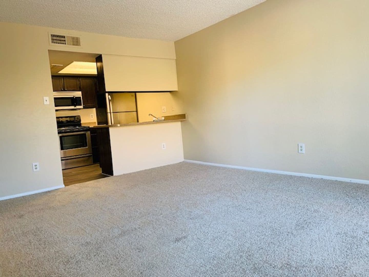 Desert Springs Apartments 22 of 47