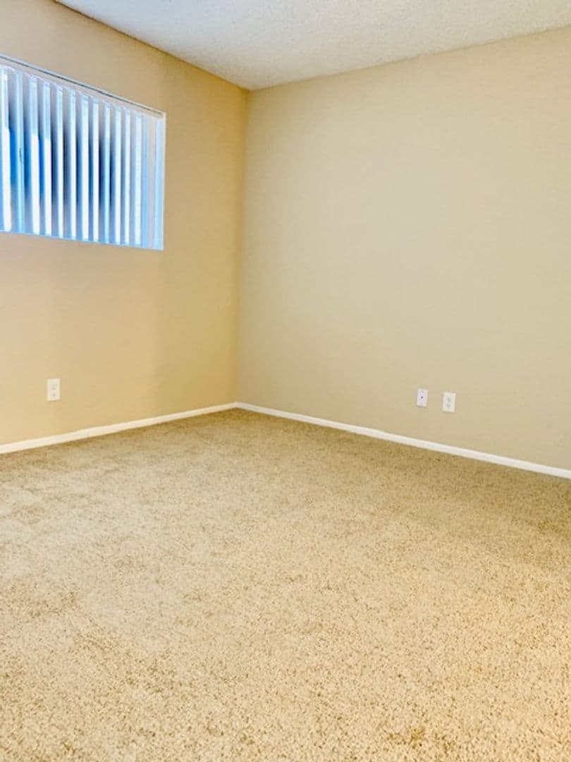 Desert Springs Apartments 32 of 43