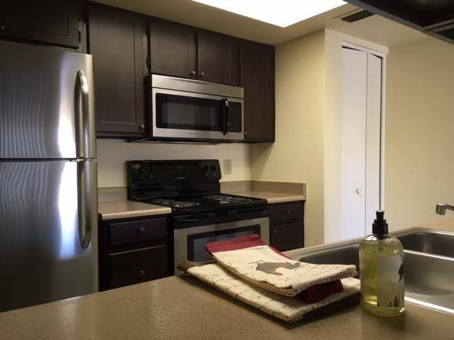 Desert Springs Apartments 5 of 63