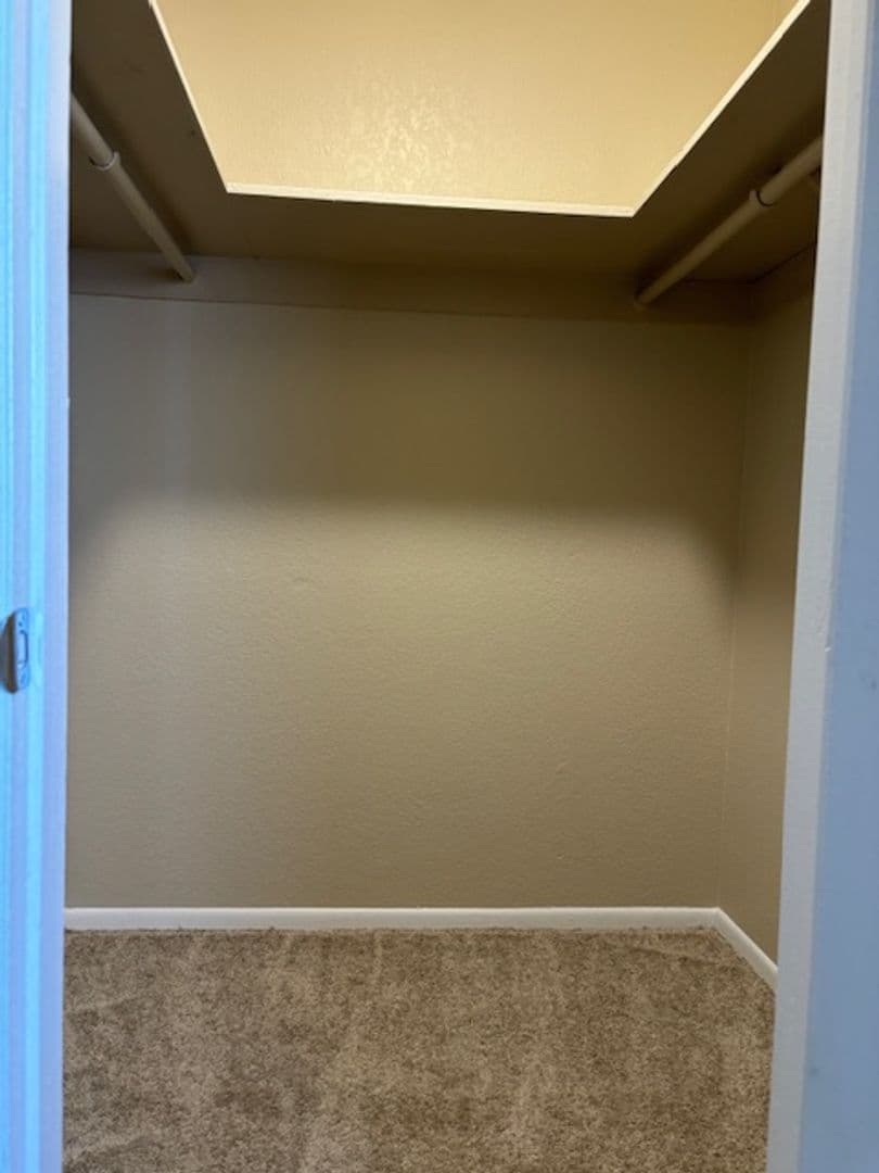 Desert Springs Apartments 34 of 37
