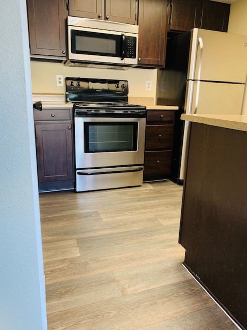 Desert Springs Apartments 29 of 47