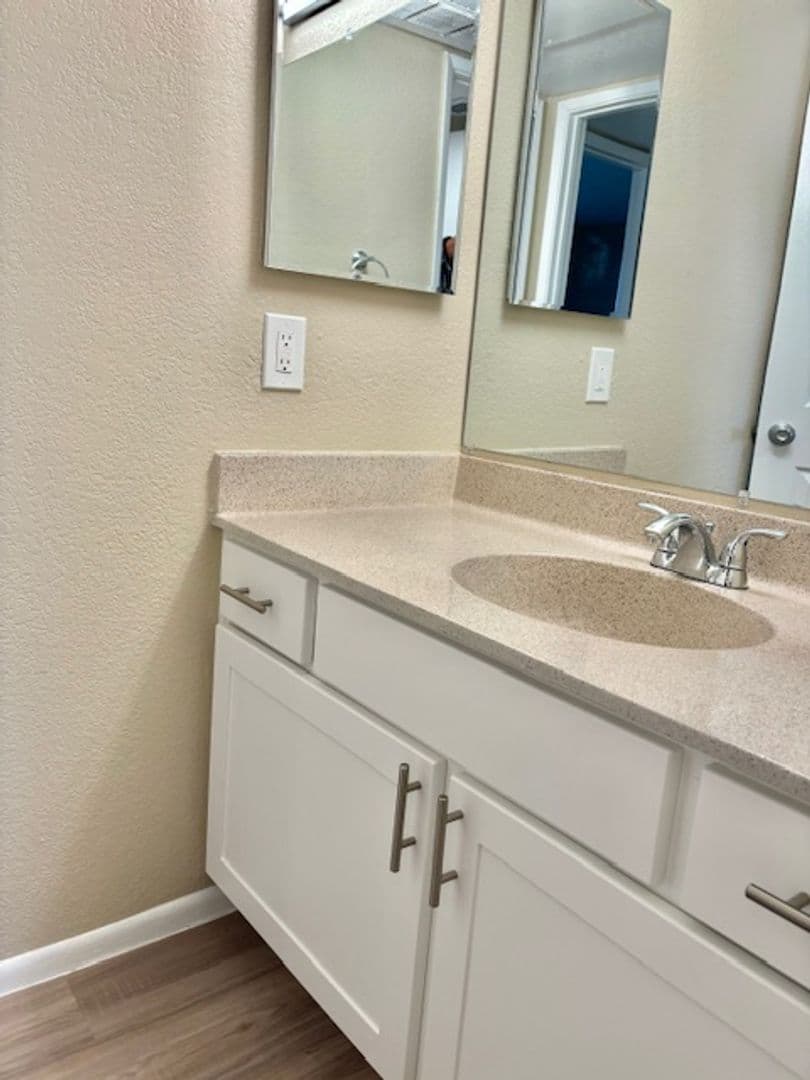 Desert Springs Apartments 20 of 37