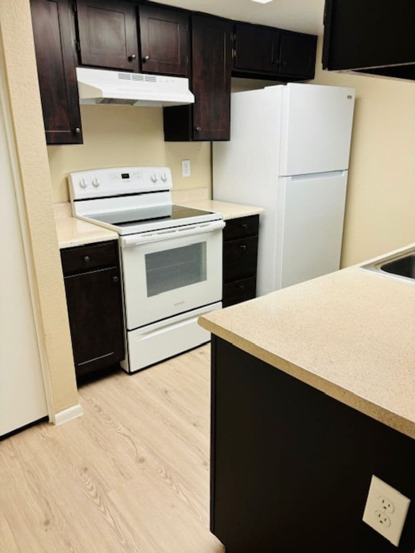 Desert Springs Apartments 39 of 63