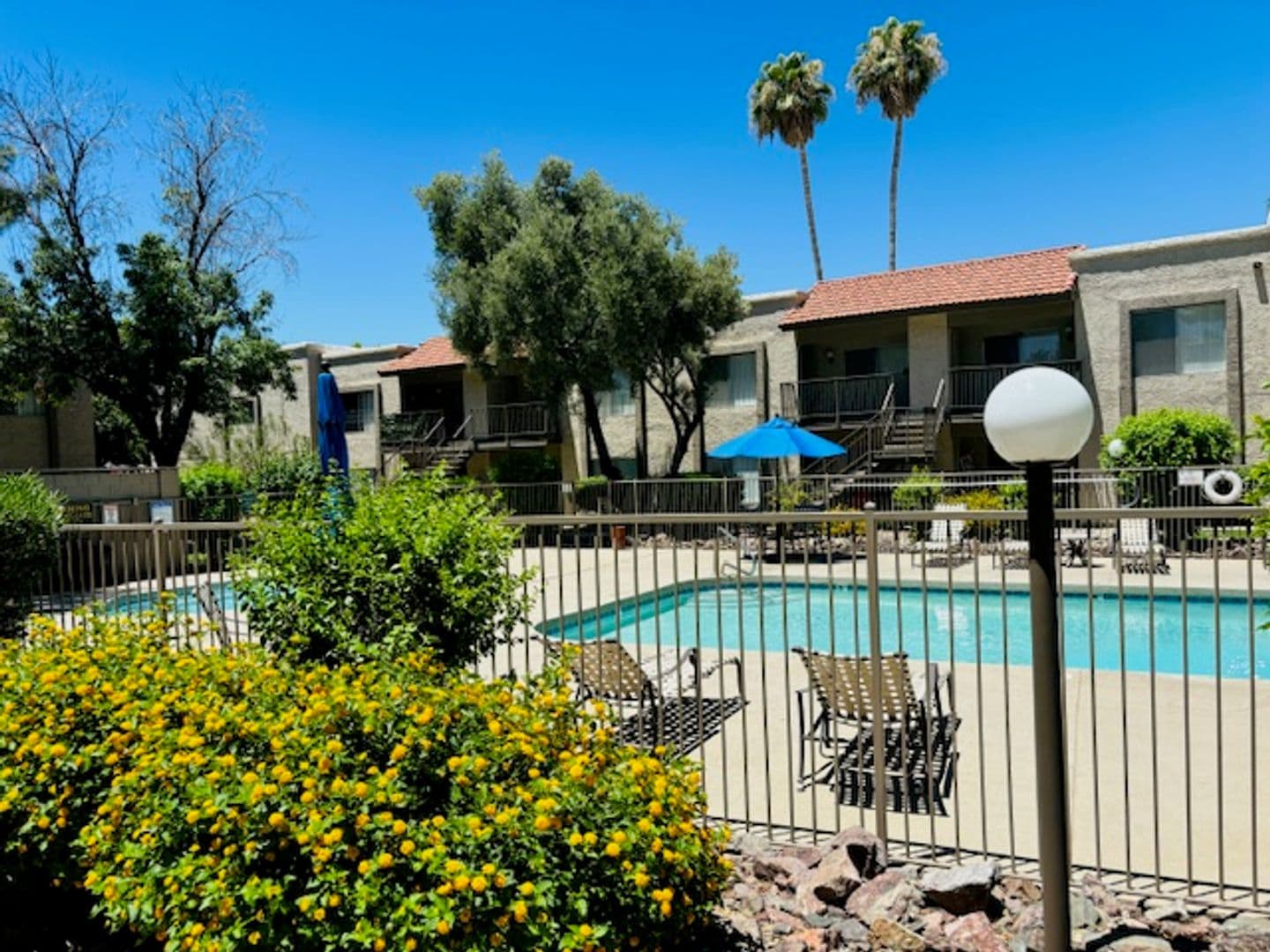 Desert Springs Apartments 35 of 51