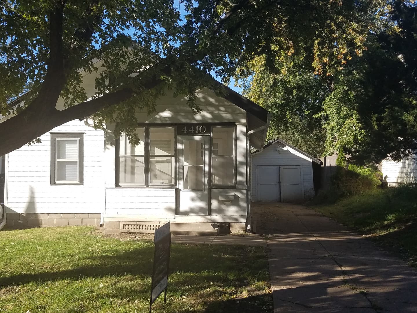 4410 Cass St 1 of 12