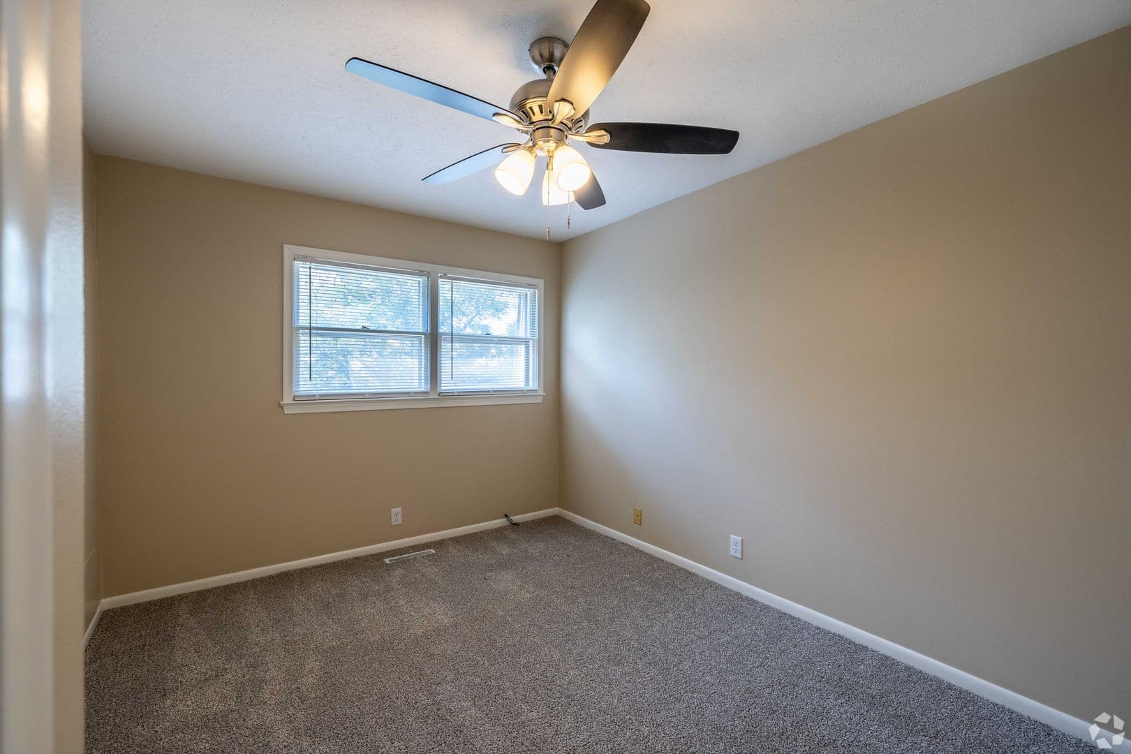 Sunset Hills Townhomes 8 of 10