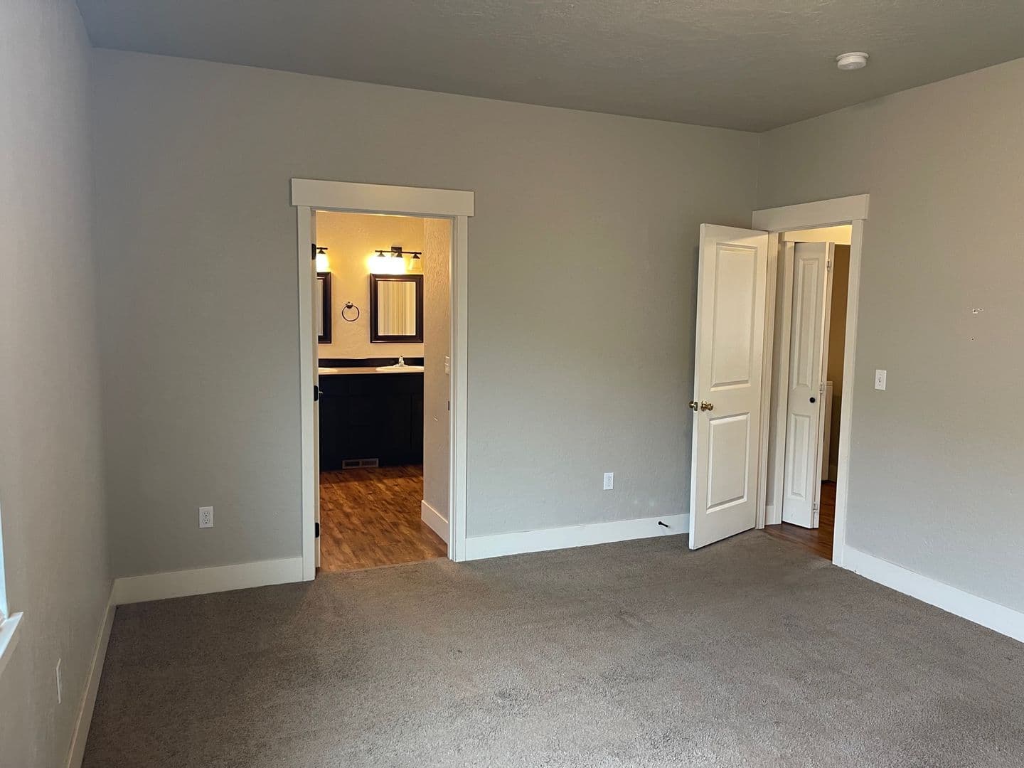 Townhomes Cheney LLC 6 of 14