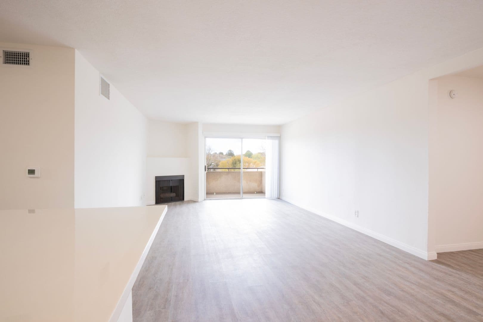 10020 Zelzah Avenue 4 of 18