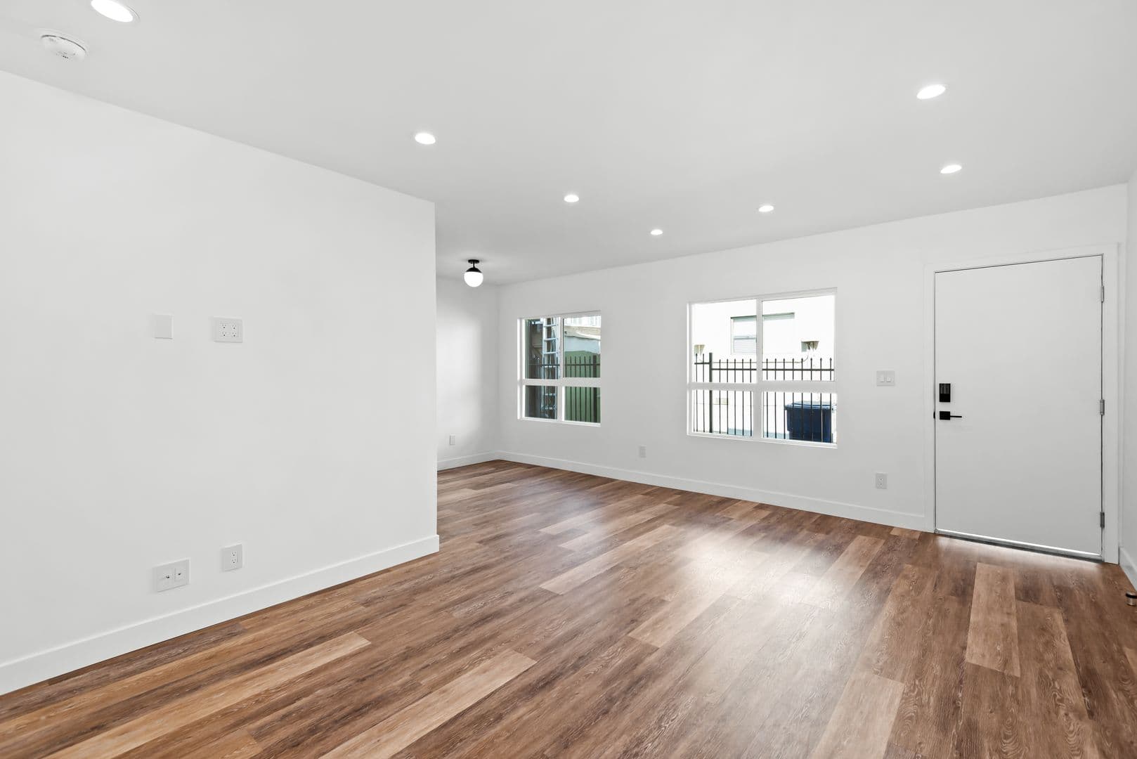 1563 Gordon Street 17 of 17