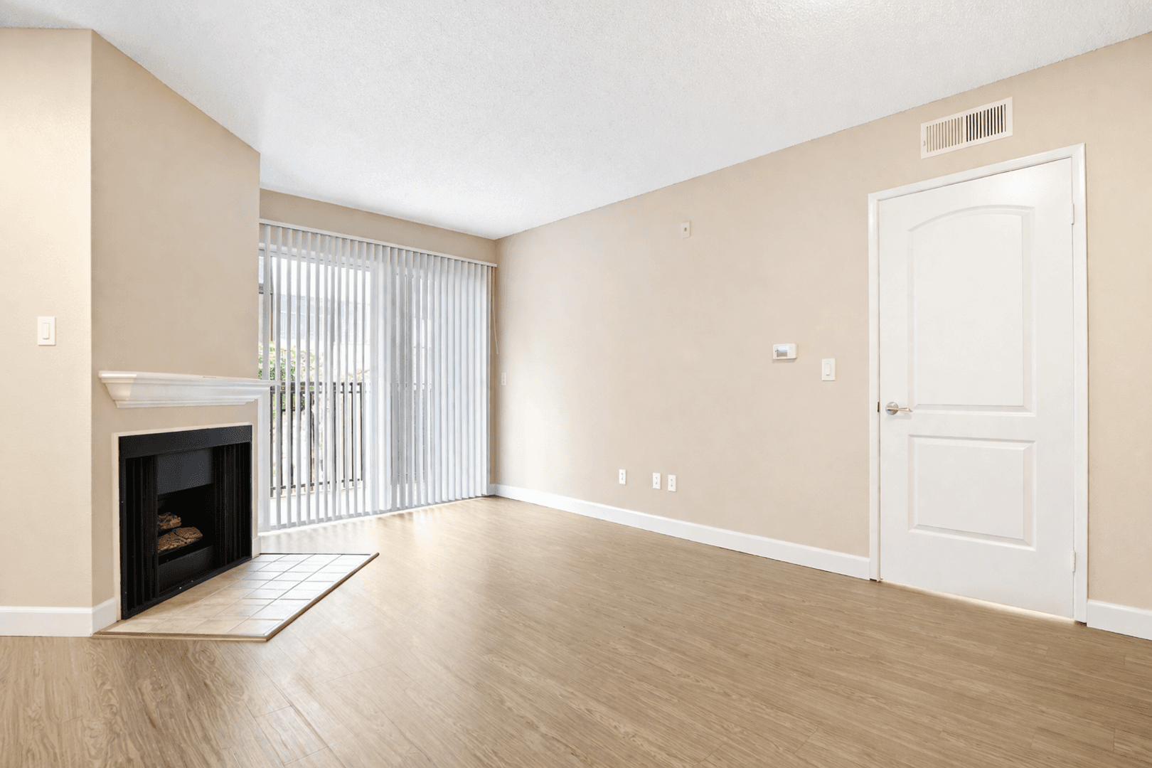 514 S Catalina Street - Tremont Apartments 6 of 9