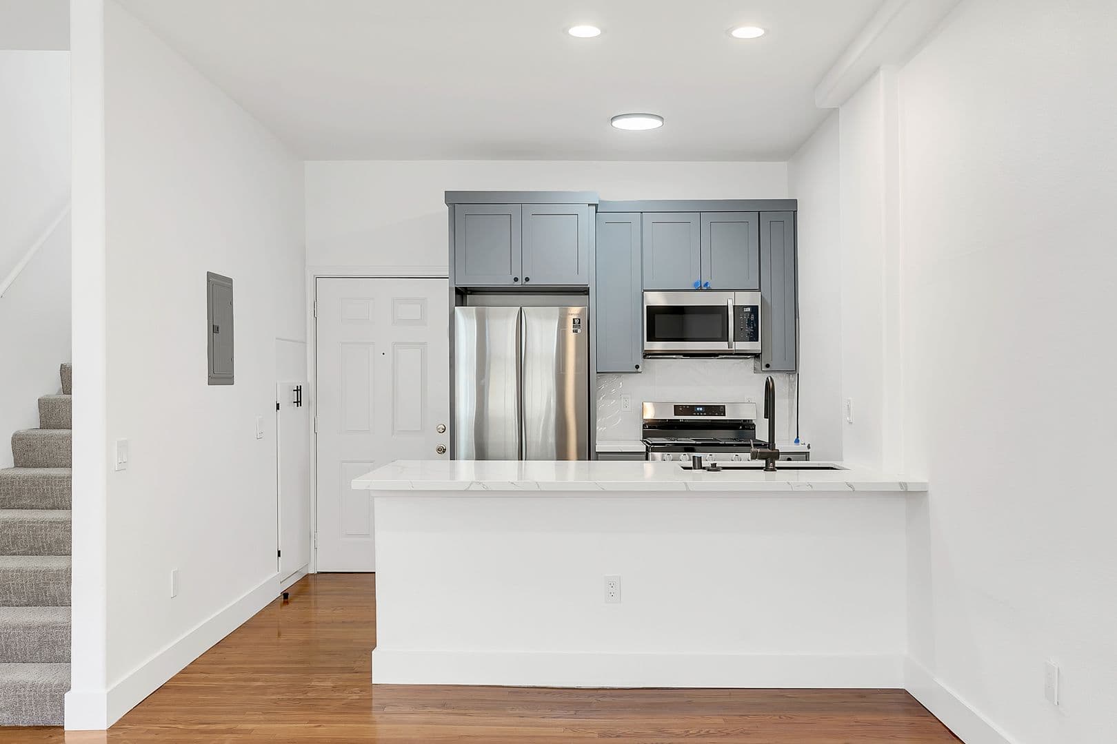 1827 Wilcox Ave 12 of 22