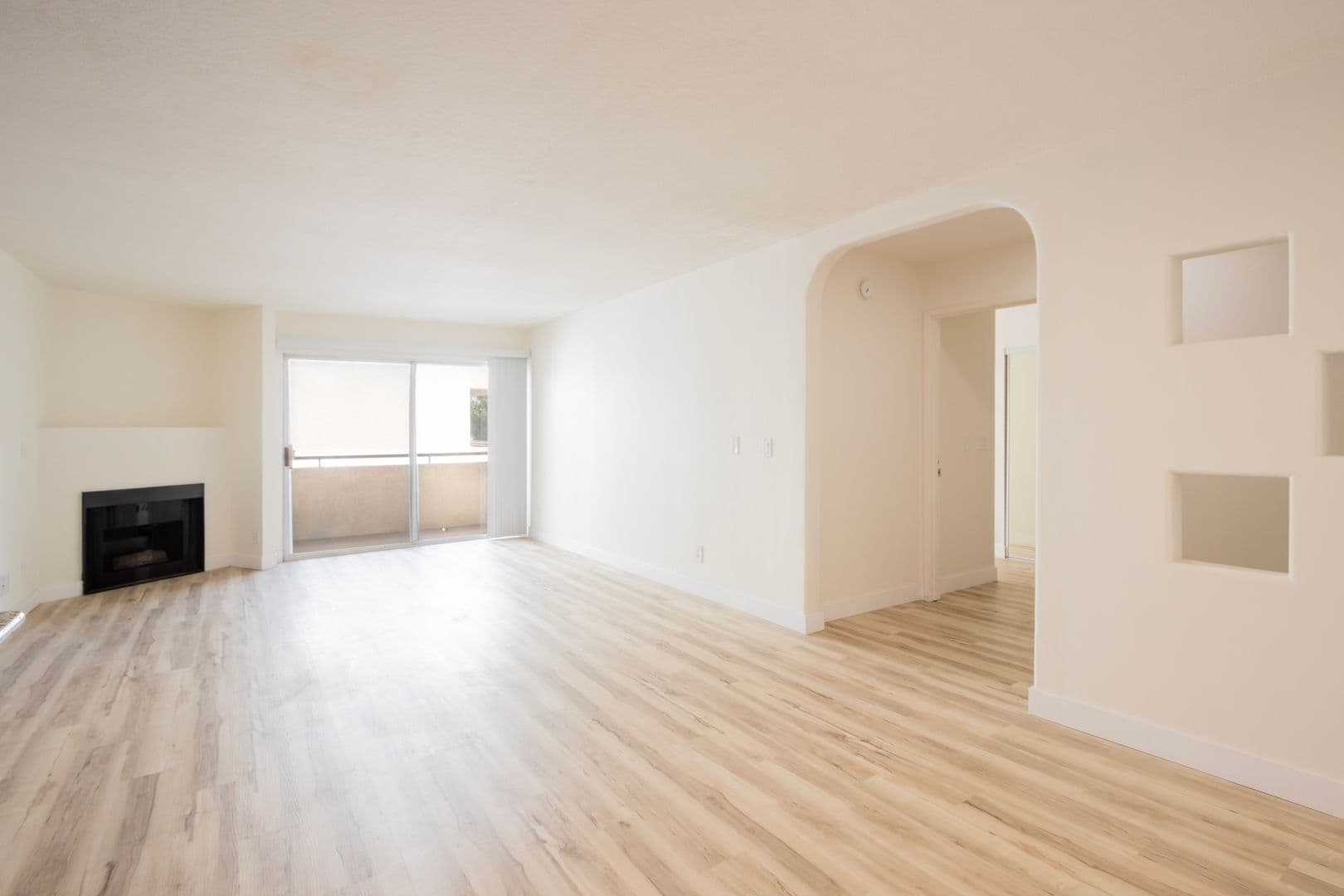10020 Zelzah Avenue 5 of 13