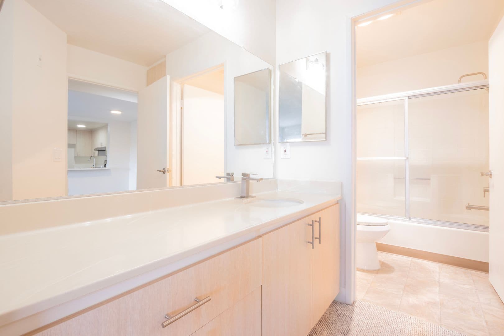 10020 Zelzah Avenue 4 of 15