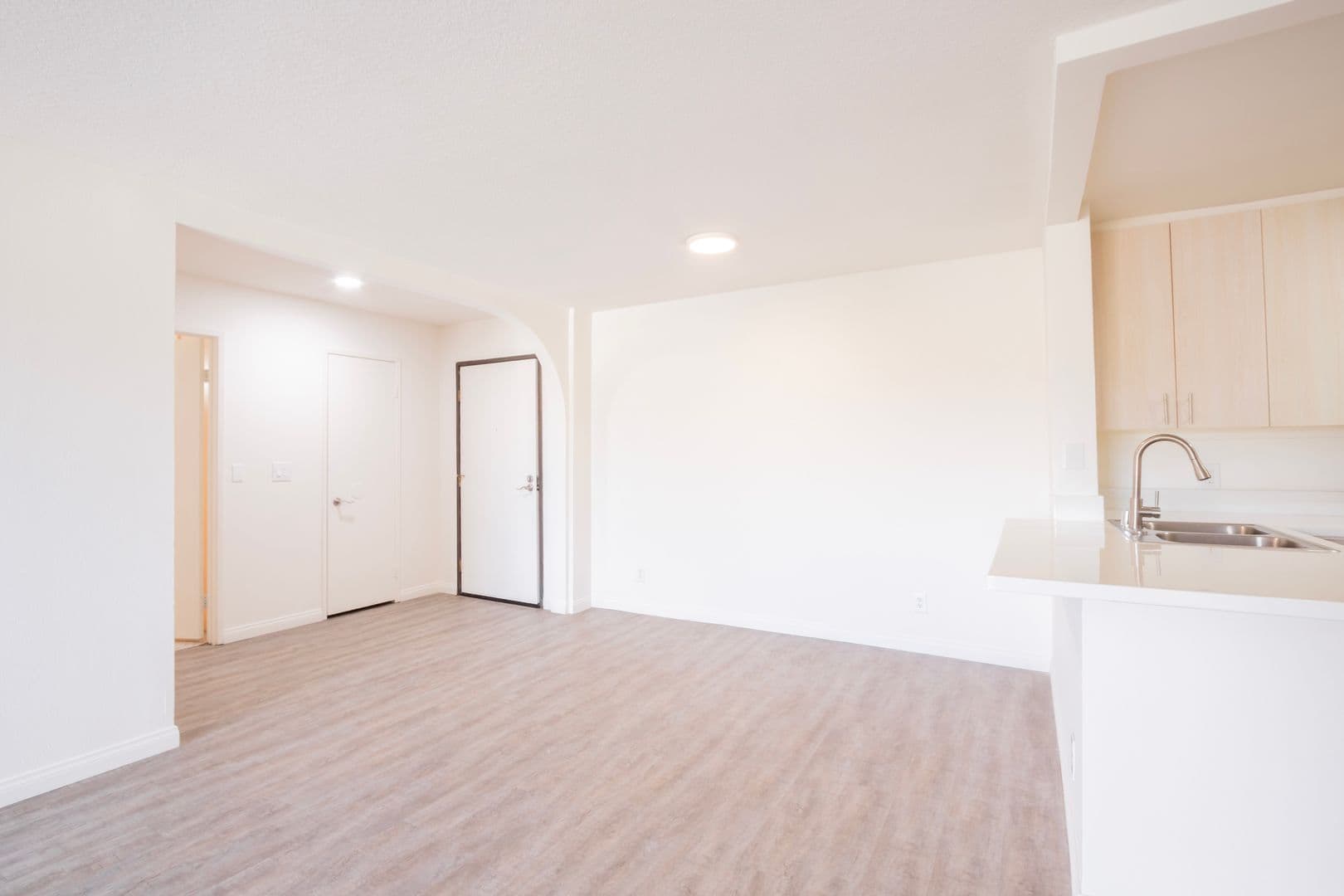 10020 Zelzah Avenue 3 of 13