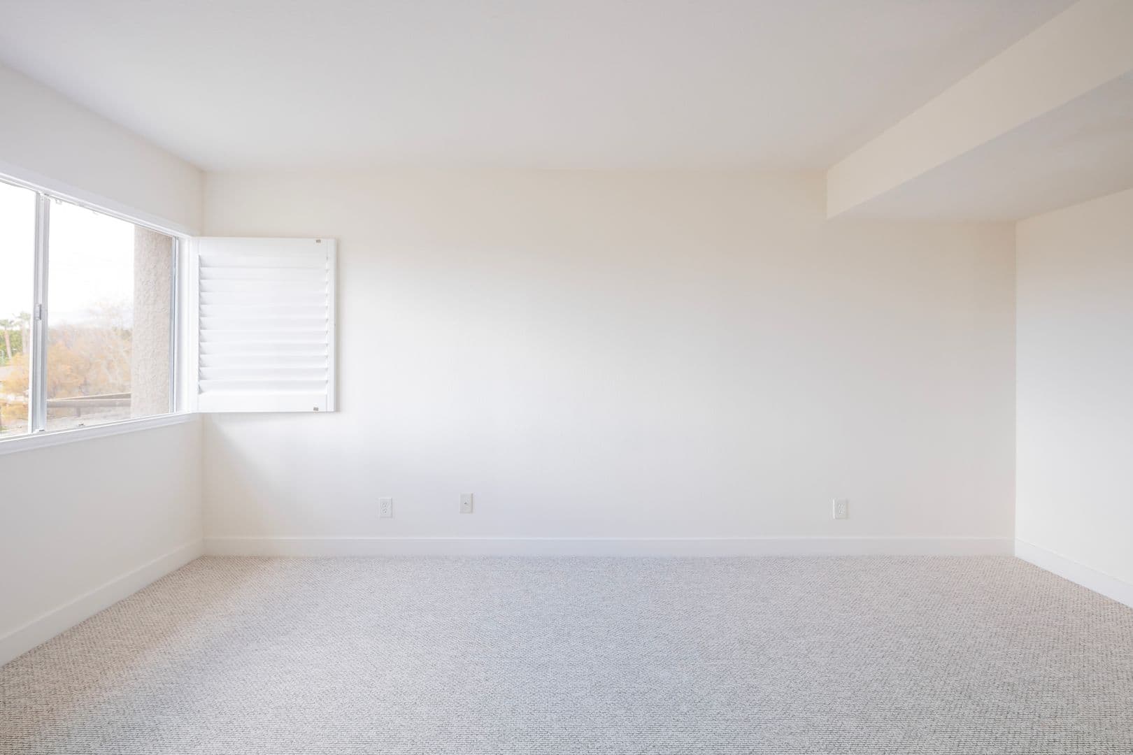 10020 Zelzah Avenue 8 of 15