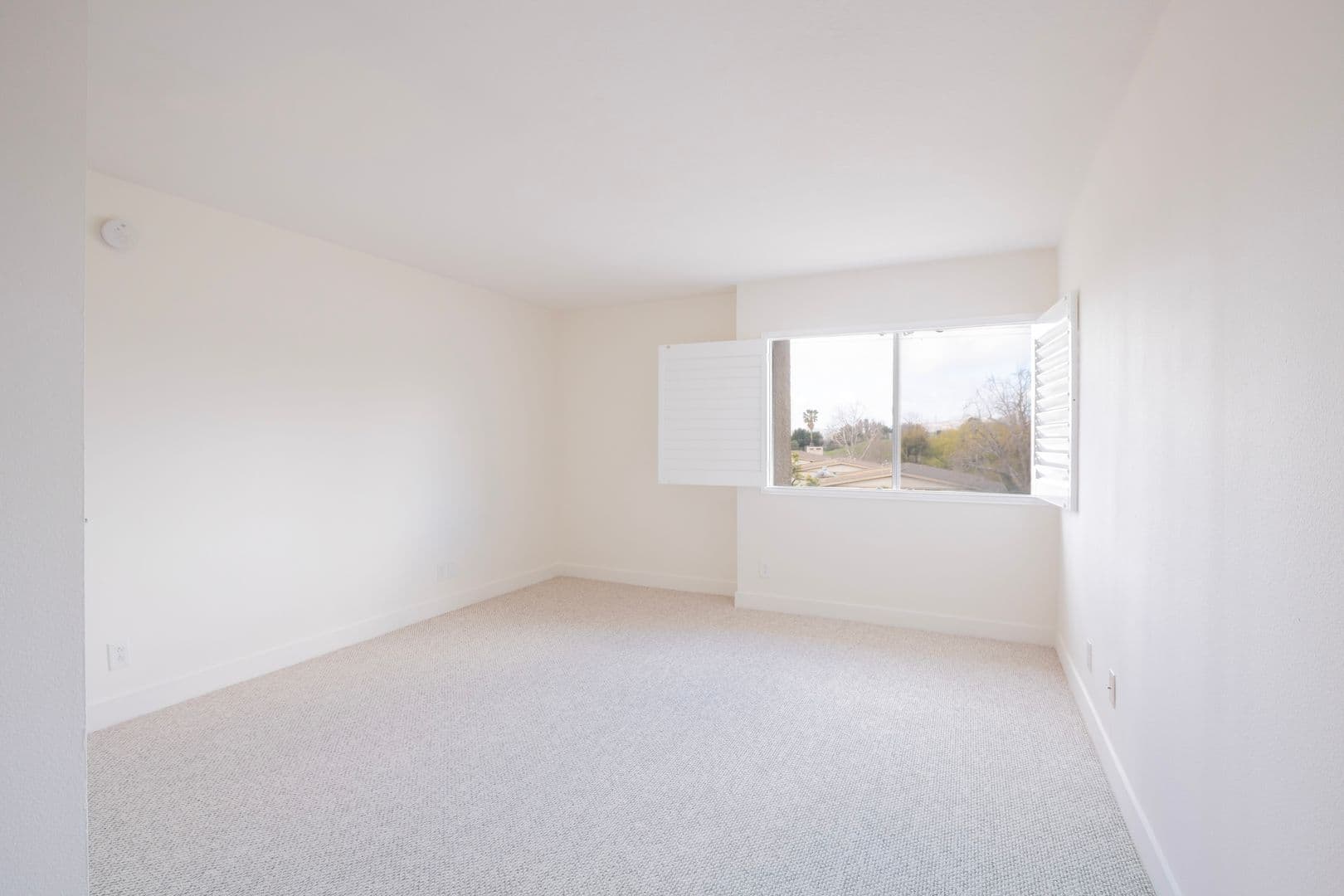 10020 Zelzah Avenue 10 of 18
