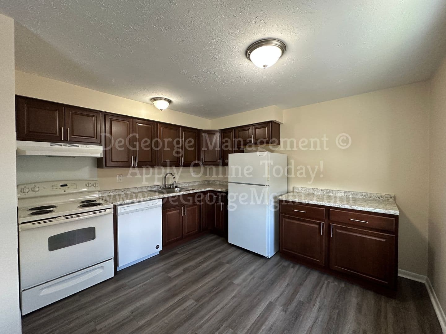 Georgetown Manor Apartments 2 of 24