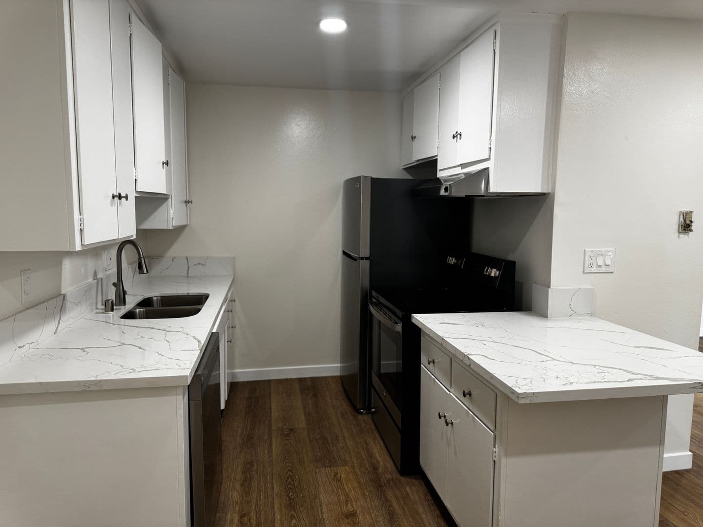 Windsor House Apartments 9 of 12