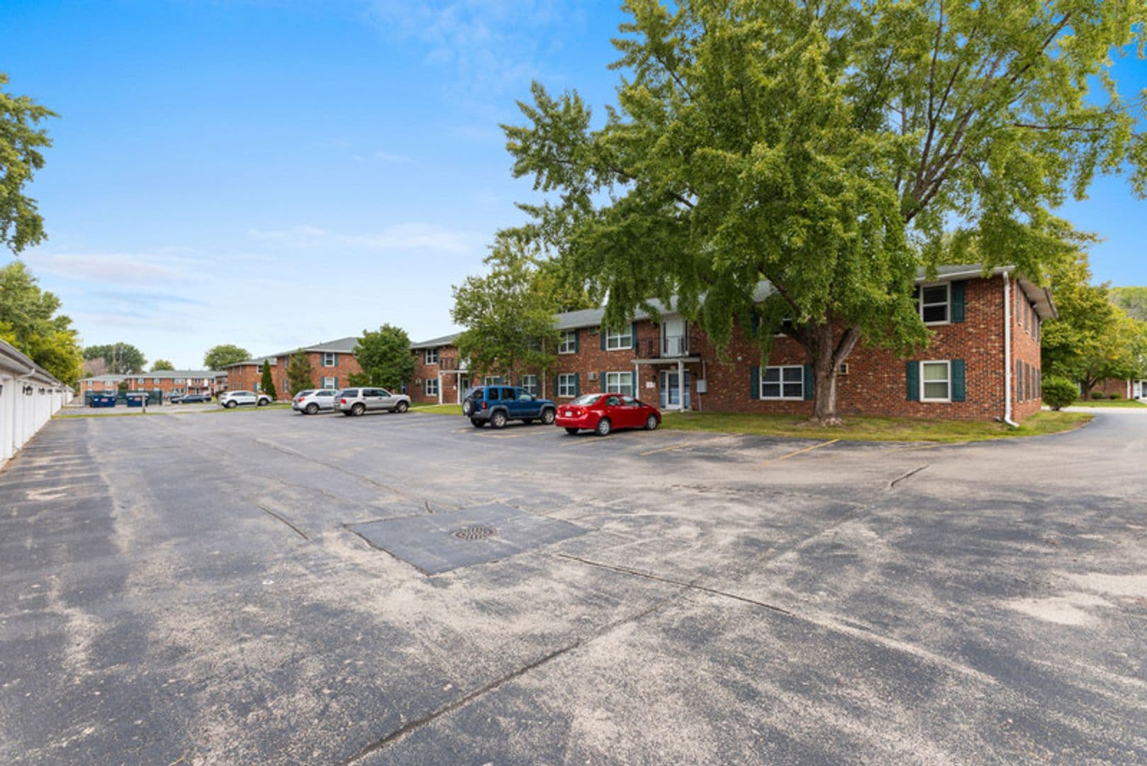 Roland Lane Apartments 53 of 54