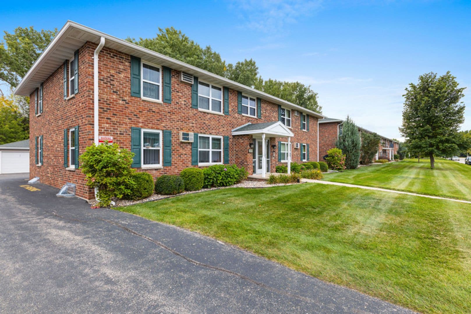 Roland Lane Apartments 40 of 54