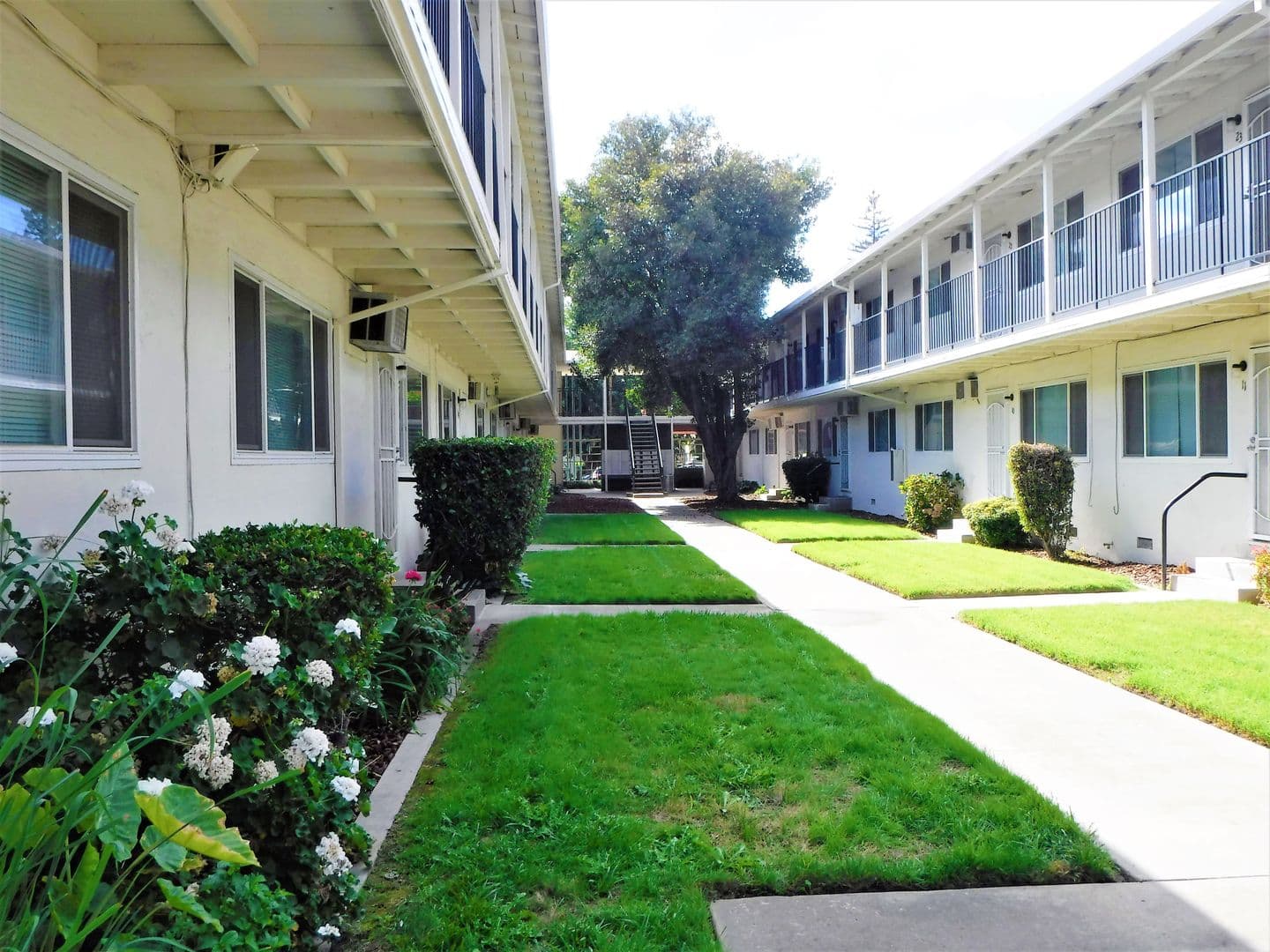 Montecito 1 of 26