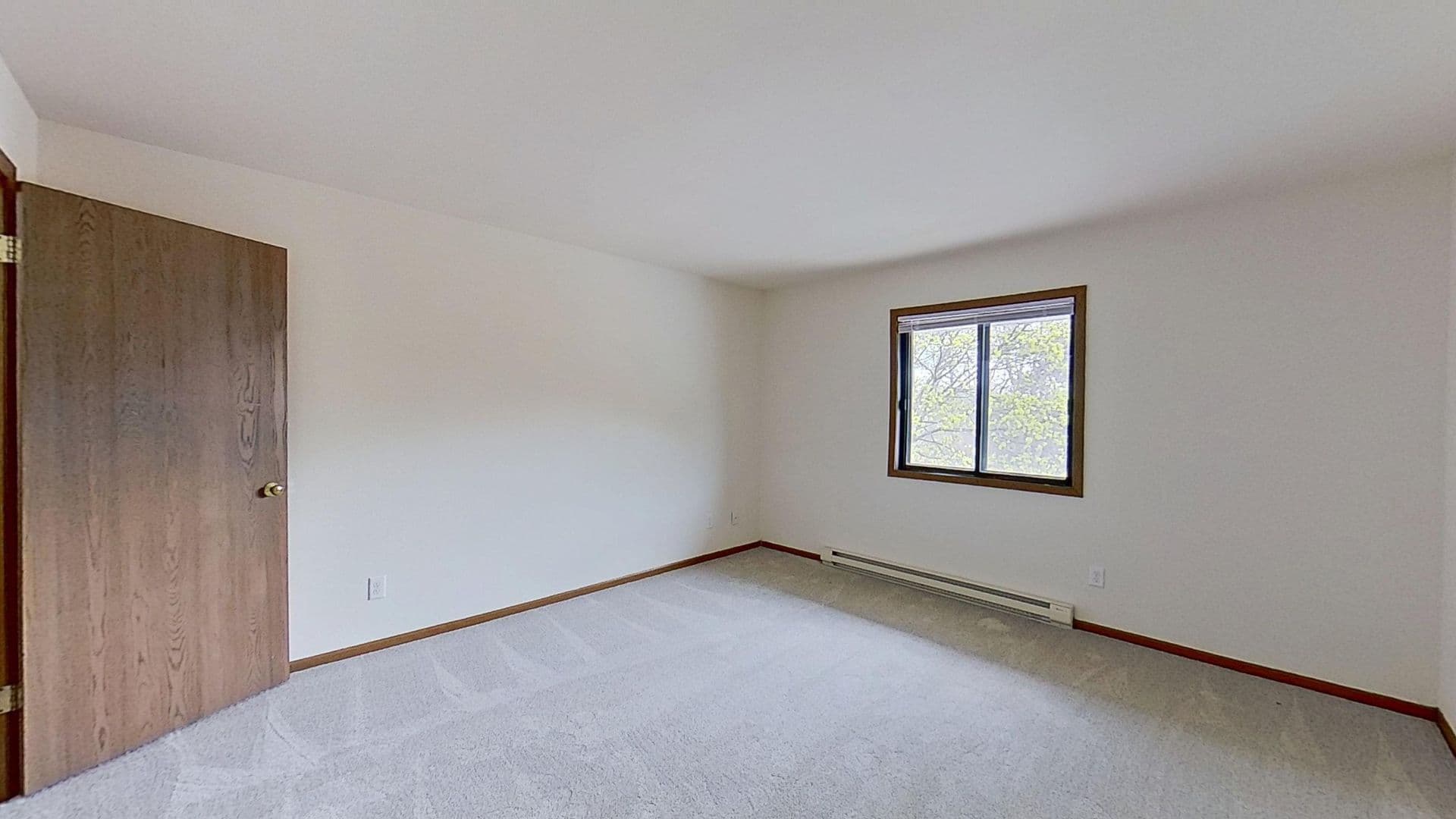 RENT SPECIAL - Renovated Upper 2 Bedroom 1.5 Bathroom Apartment 17 of 19