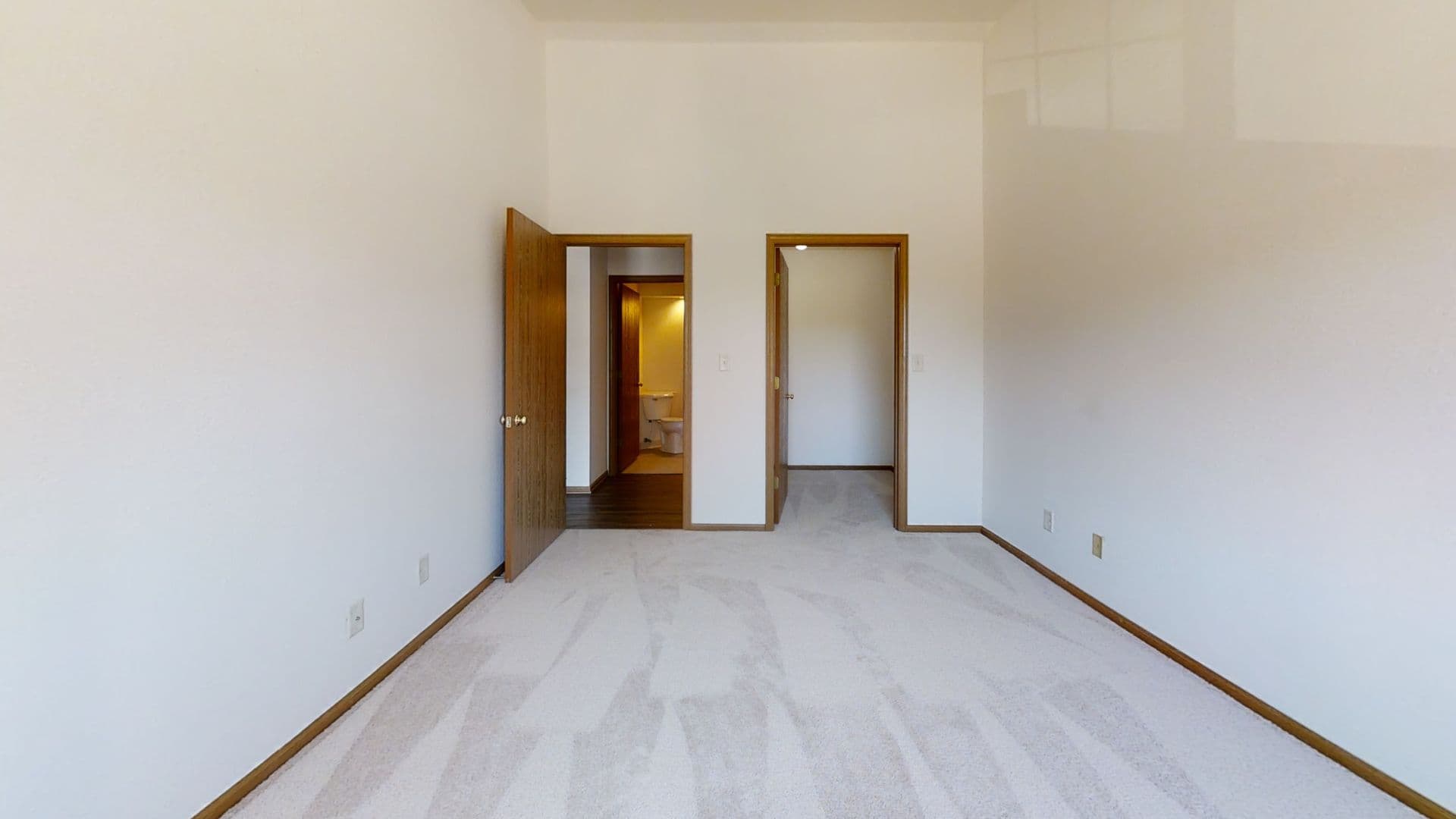 RENOVATED Condo Style Upper 2 Bedroom 2 Bathroom Apartment 7 of 13