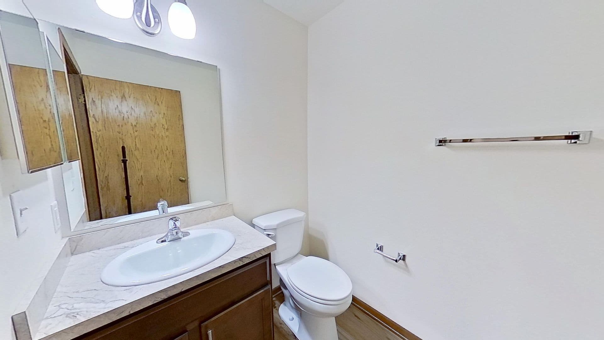 RENT SPECIAL - Renovated Upper 2 Bedroom 1.5 Bathroom Apartment 19 of 19