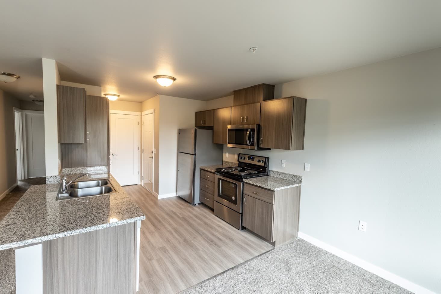 EVA Evergreen Valley Apartments 5 of 17