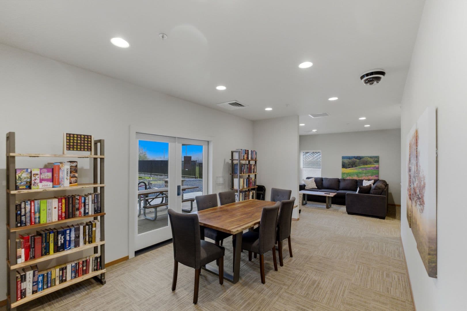 OSA - Oak Springs Apartments 32 of 37
