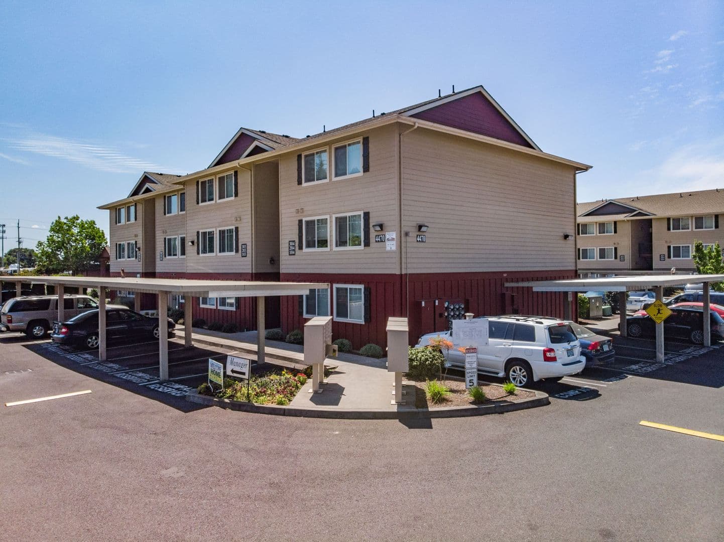 WON Newcastle Place Apartments 2 of 43