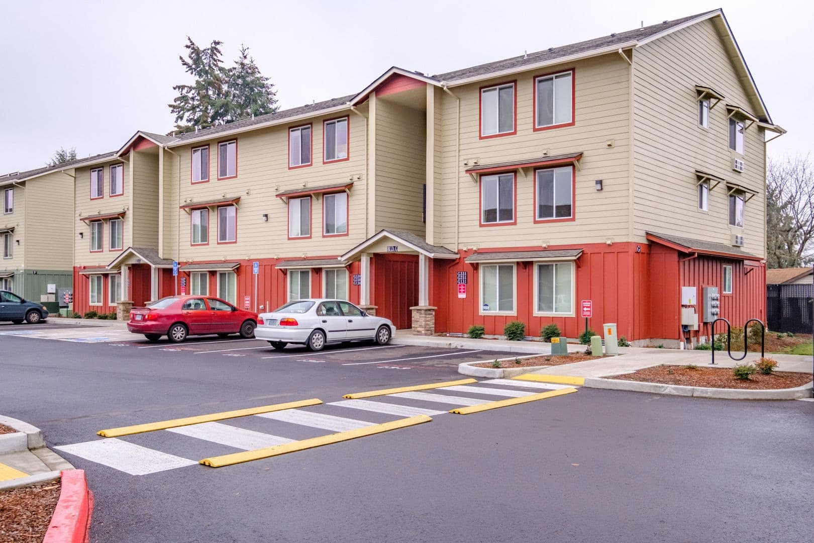 APA Aspen Place Apartments 4 of 18