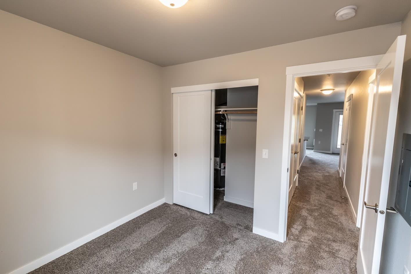 EVA Evergreen Valley Apartments 11 of 17