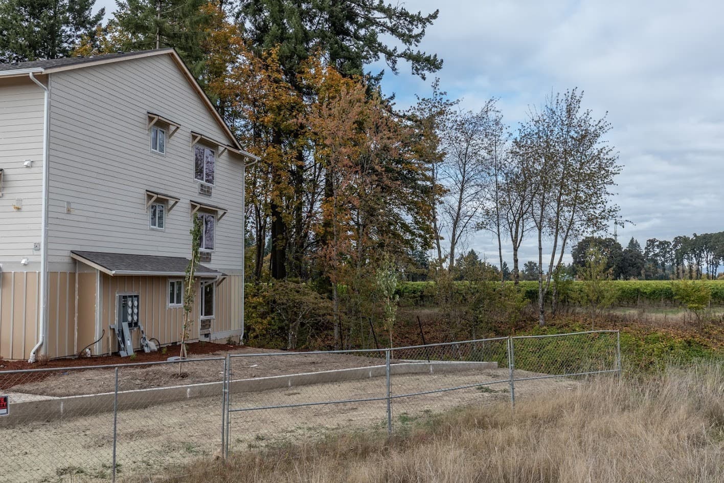 EVA Evergreen Valley Apartments 18 of 18
