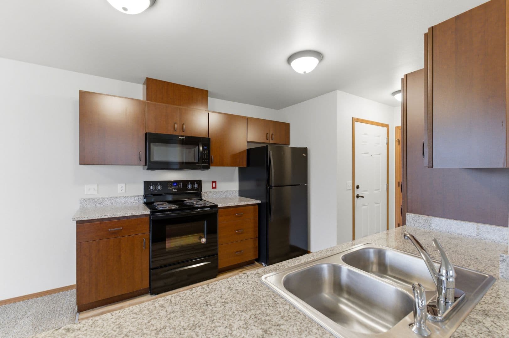 OSA - Oak Springs Apartments 4 of 40