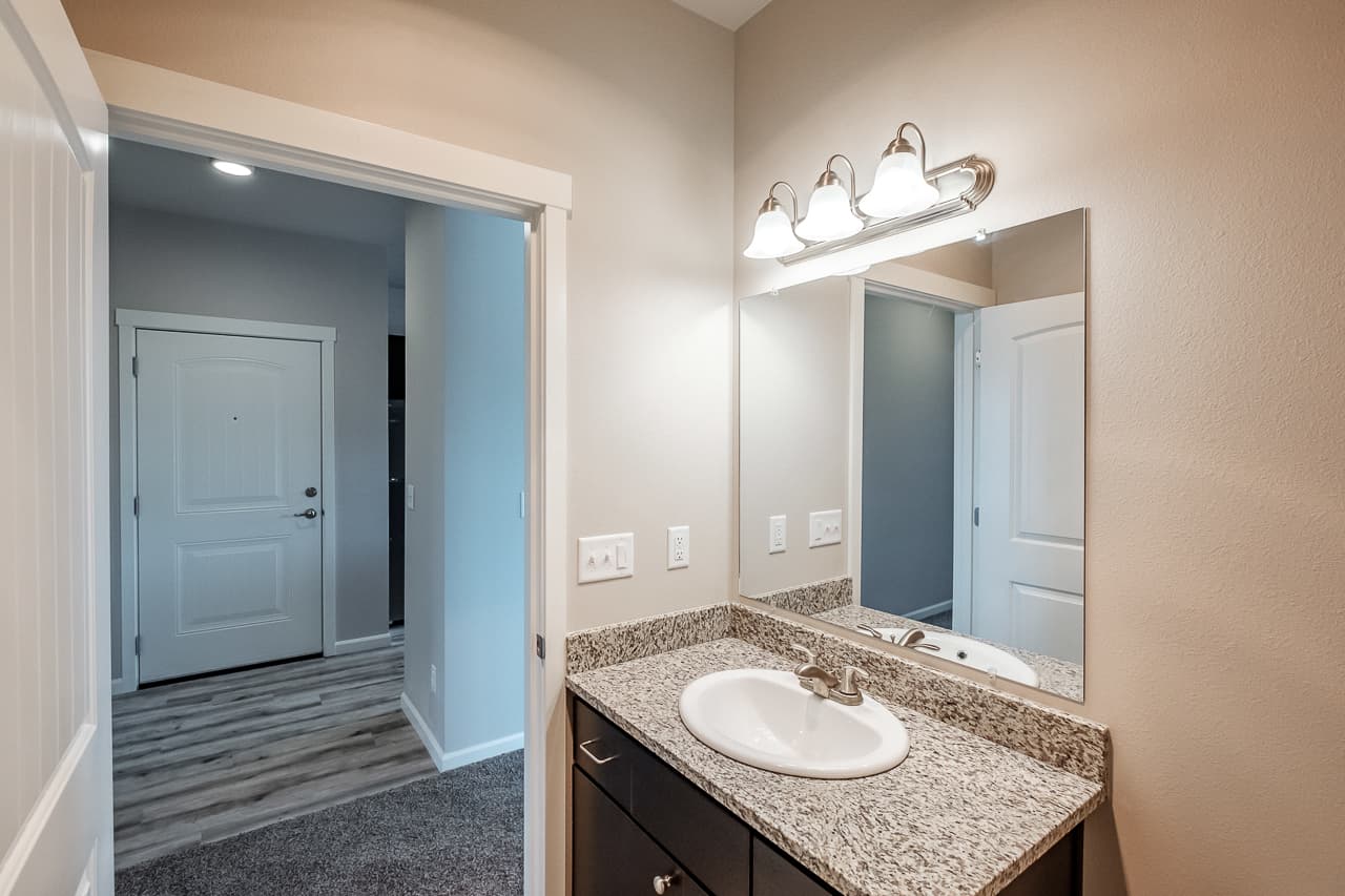 HHA- Hickory Hollow Apartments 14 of 18