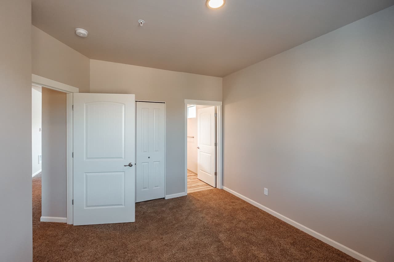 HHA- Hickory Hollow Apartments 15 of 18