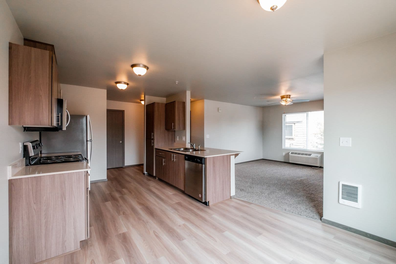4 Corners Apartments -4CA 8 of 22