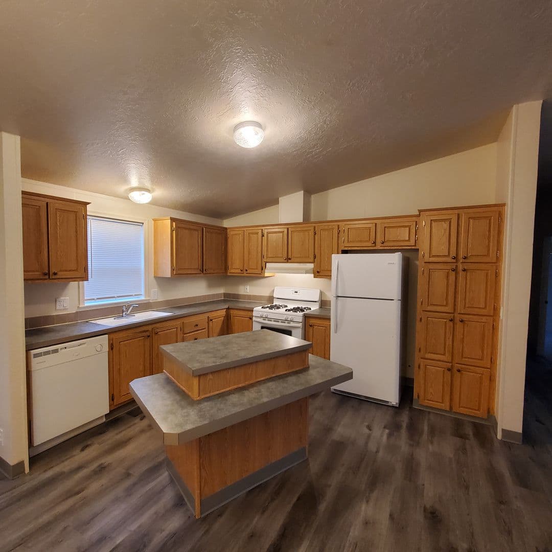 AWE Ashwood Estates 5 of 22