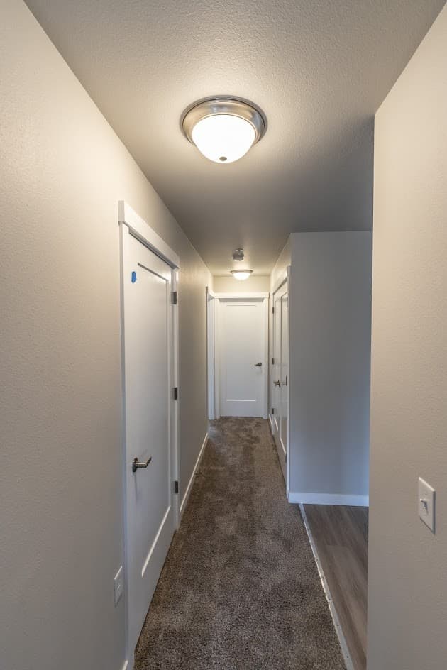 EVA Evergreen Valley Apartments 9 of 18
