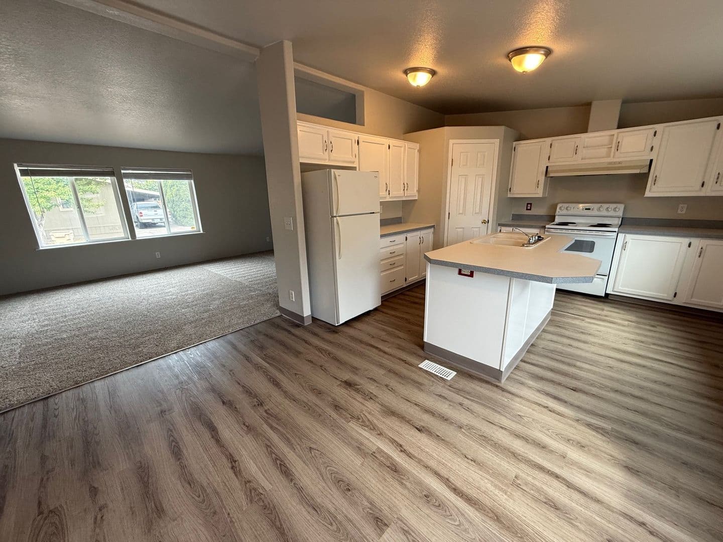 AWE Ashwood Estates 6 of 17