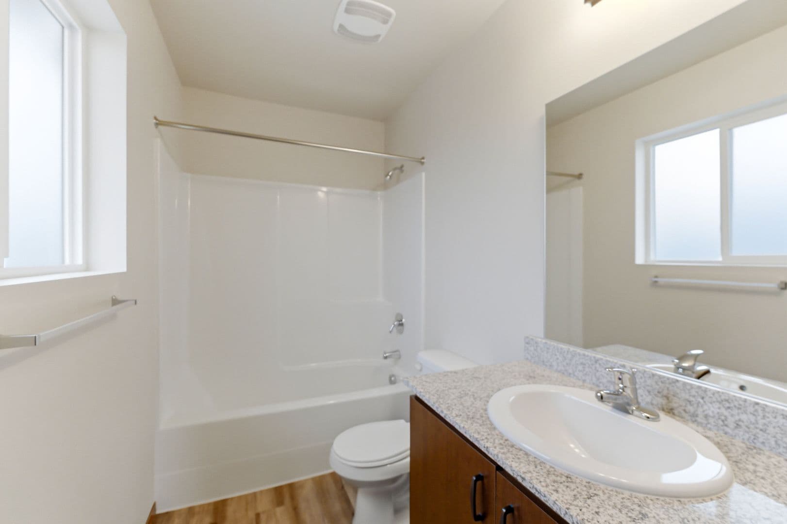 OSA - Oak Springs Apartments 25 of 40