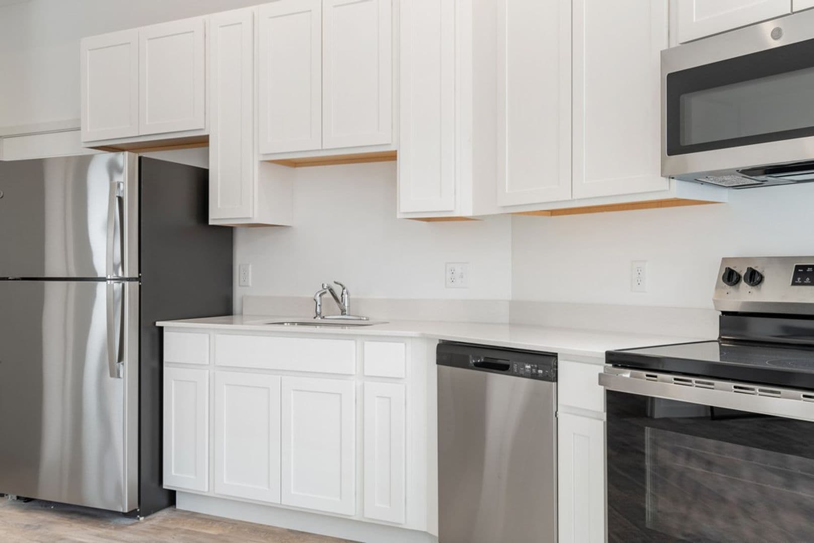 Reinbeck Apartments 4 of 8