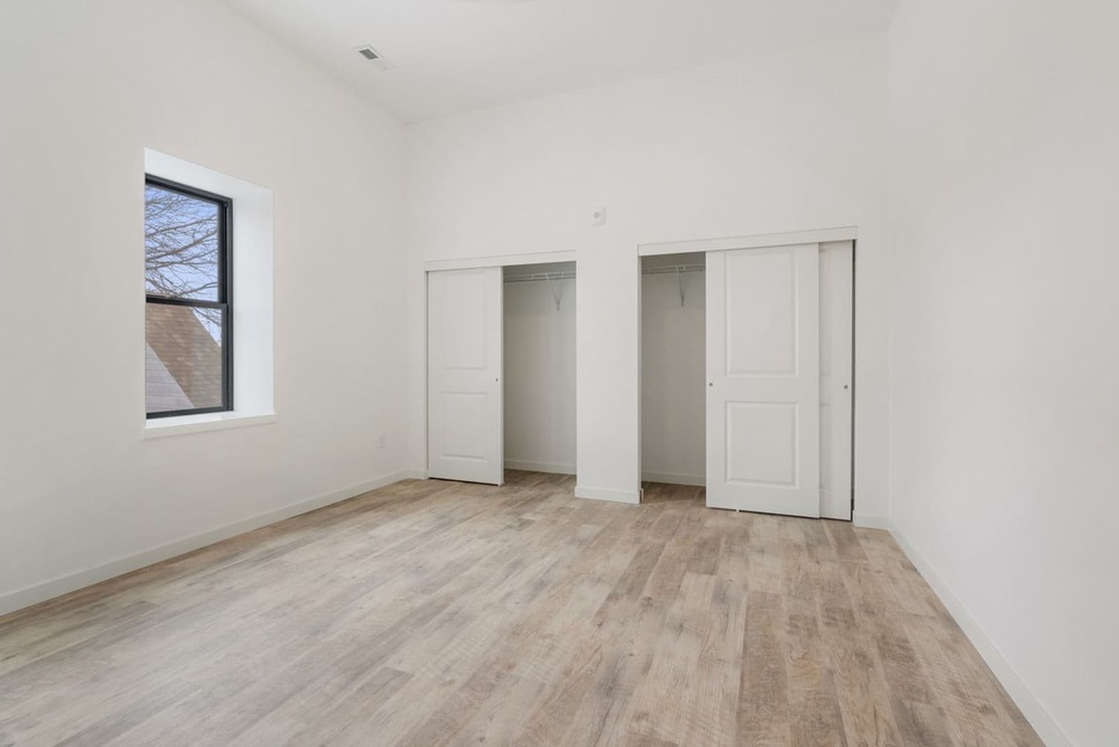 Reinbeck Apartments 5 of 10