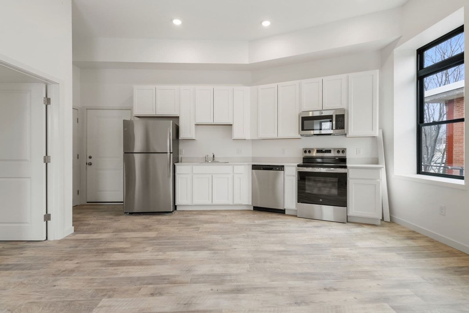 Reinbeck Apartments 2 of 8