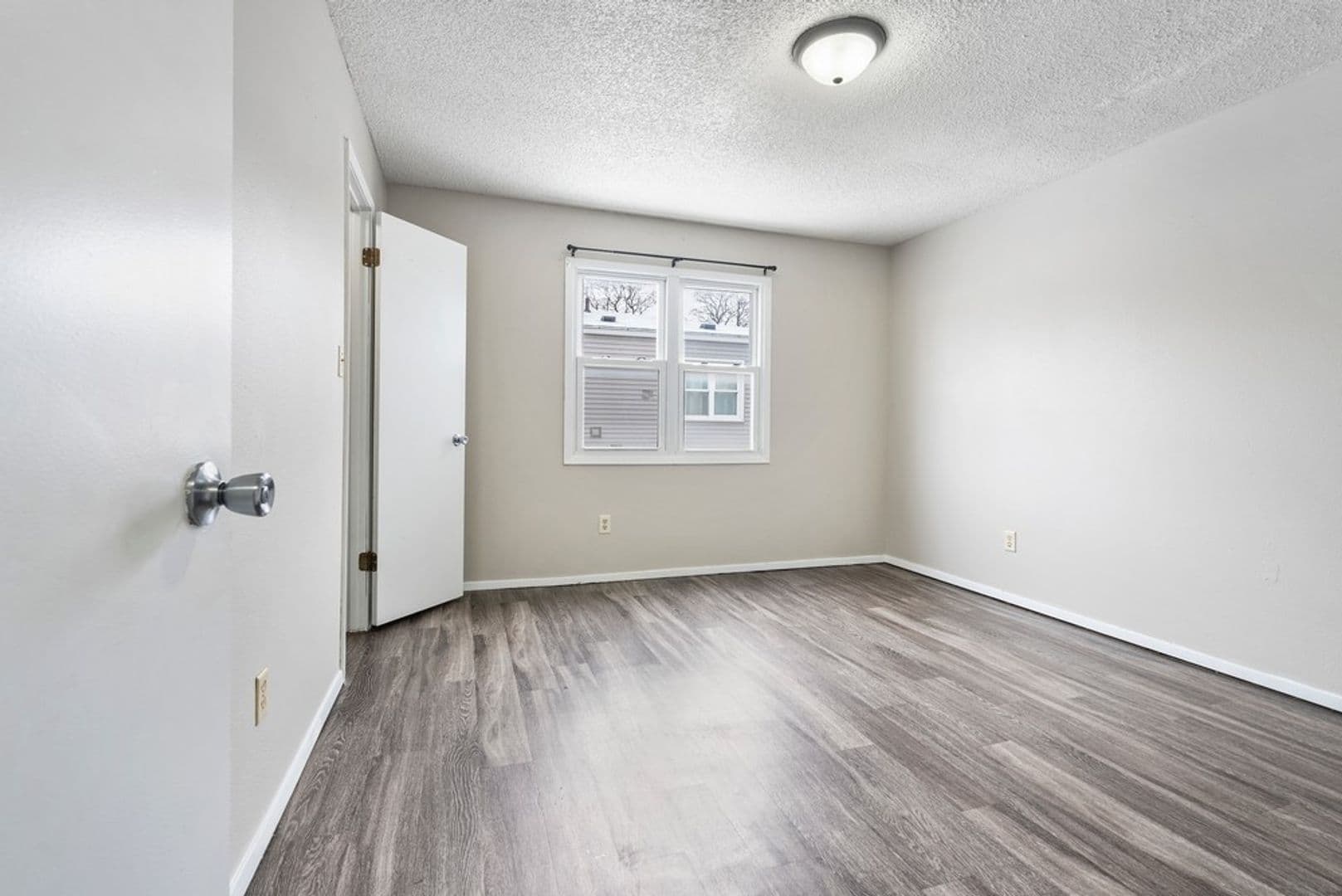 Leavitt Park Apartments 6 of 11
