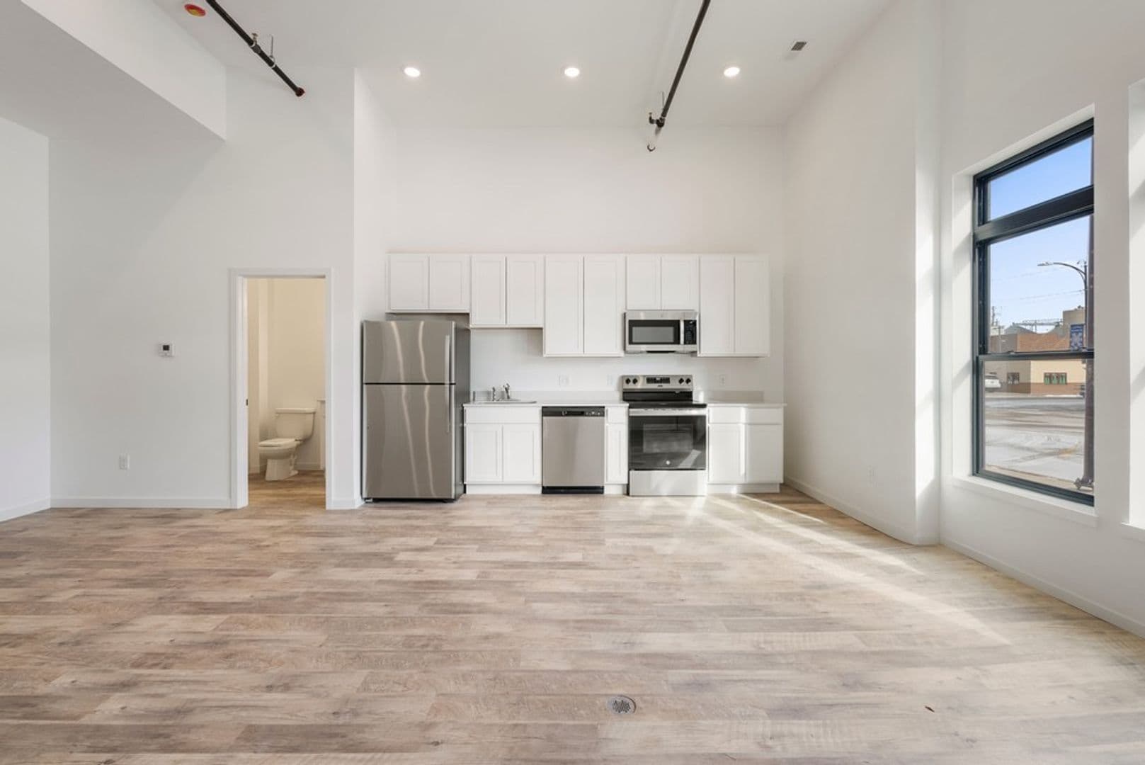 Reinbeck Apartments 4 of 10