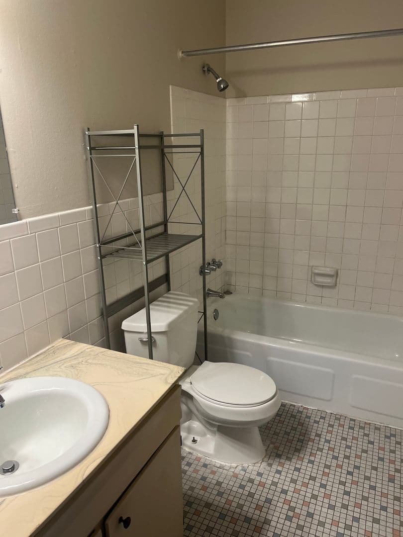 2801 Girard Avenue South 7 of 7