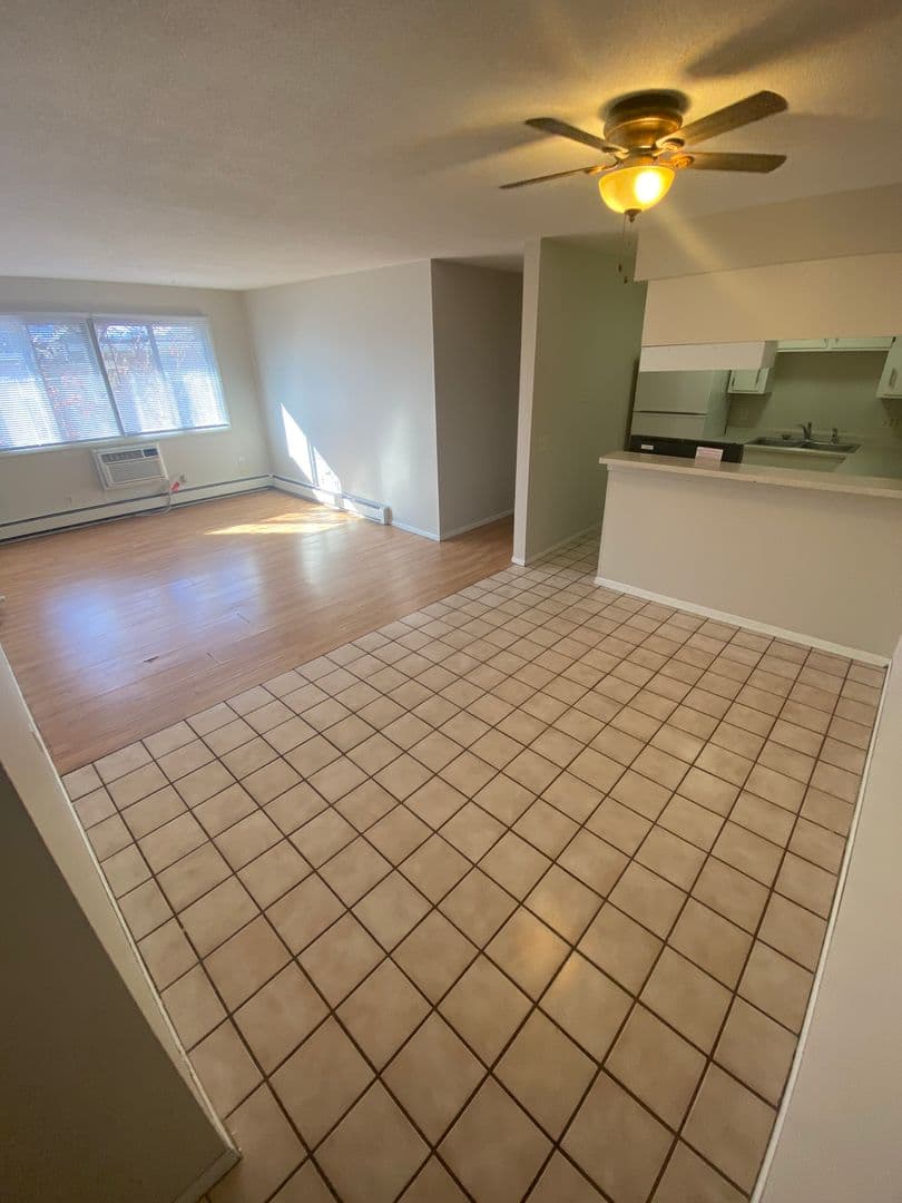 1314 West 28th Street 1 of 12