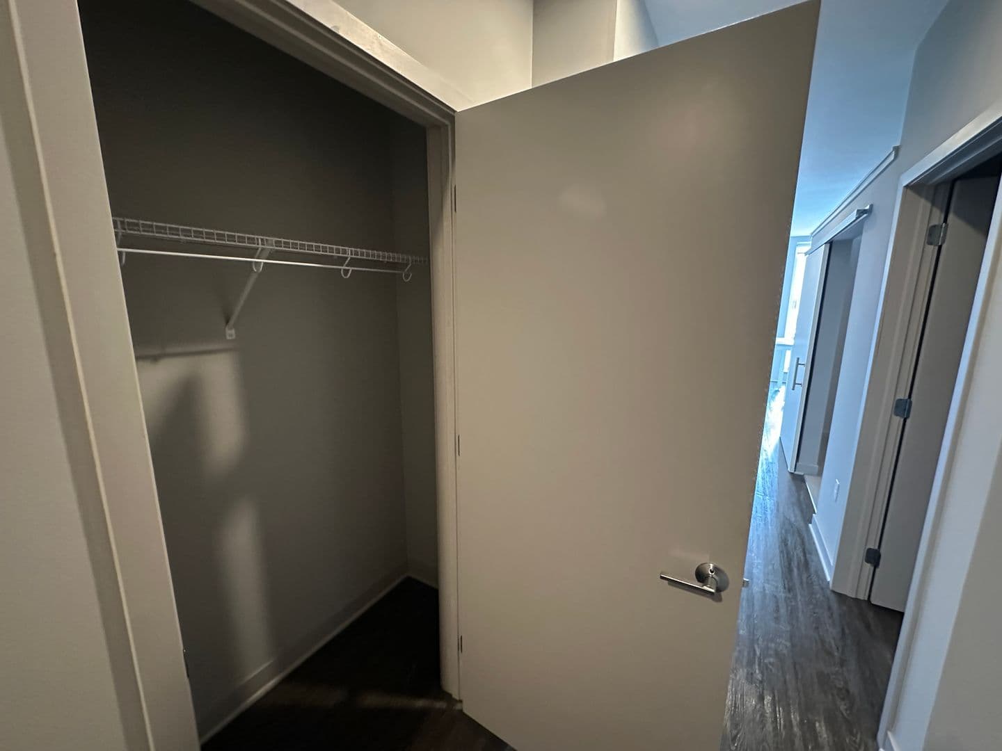 Luna Apartments 8 of 18